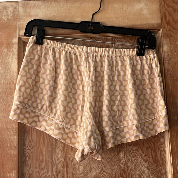 Eberjey Gisele Printed Tencel Short PJs Set in Retro Geo Oat - S - Picture 9 of 11